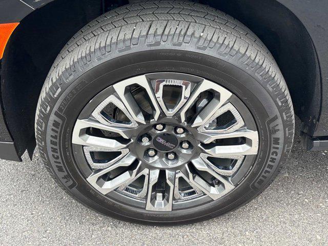 used 2023 GMC Yukon XL car, priced at $75,498