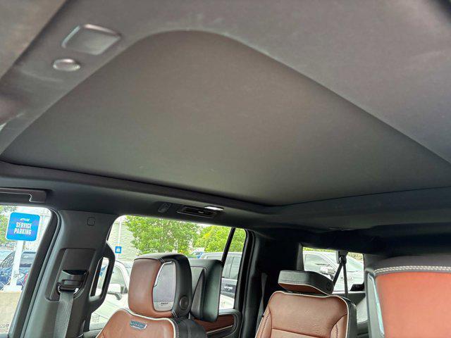 used 2023 GMC Yukon XL car, priced at $75,498