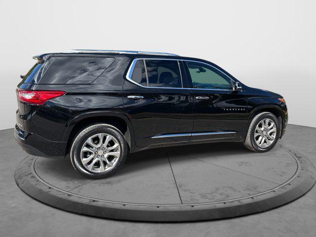 used 2021 Chevrolet Traverse car, priced at $32,720