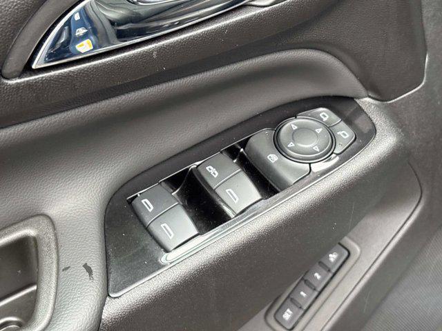 used 2024 Chevrolet Equinox car, priced at $29,962