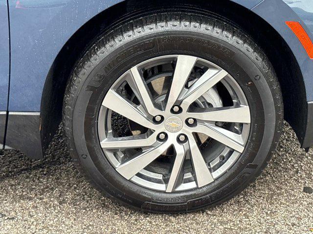 used 2024 Chevrolet Equinox car, priced at $29,962