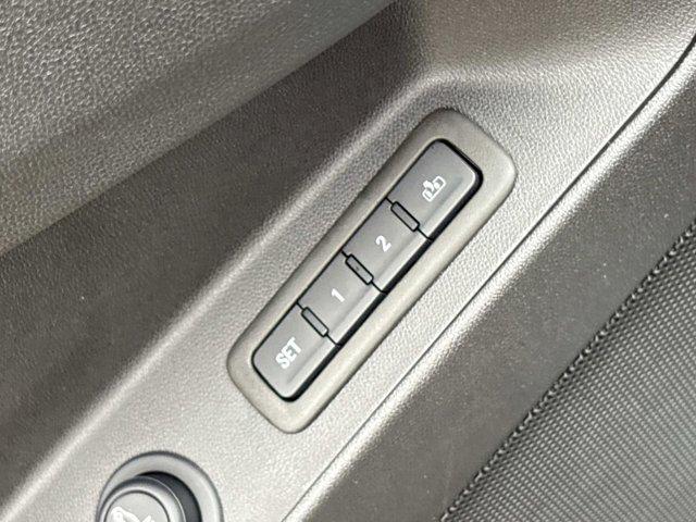 used 2024 Chevrolet Equinox car, priced at $29,962