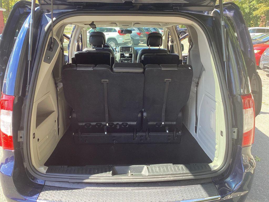 used 2014 Chrysler Town & Country car, priced at $7,995