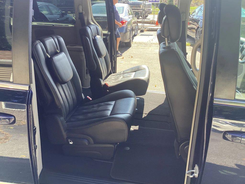 used 2014 Chrysler Town & Country car, priced at $7,995