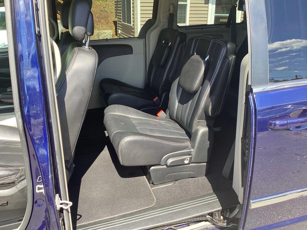 used 2014 Chrysler Town & Country car, priced at $7,995