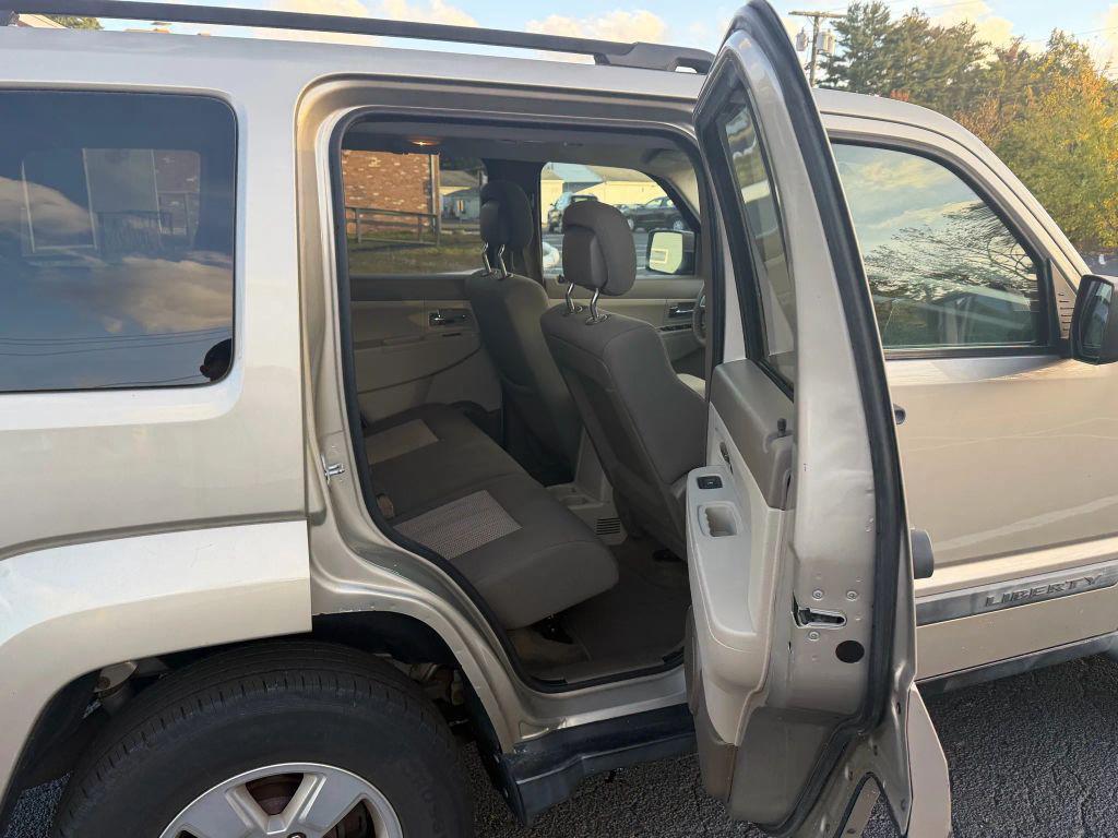 used 2011 Jeep Liberty car, priced at $5,495