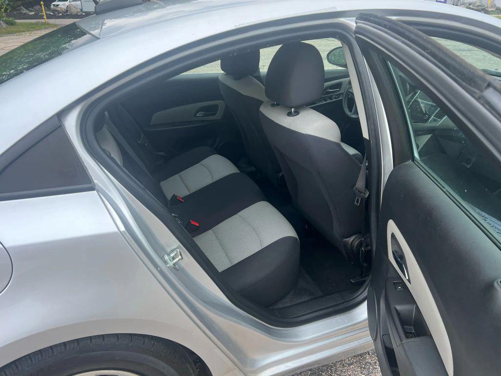 used 2016 Chevrolet Cruze Limited car, priced at $3,995