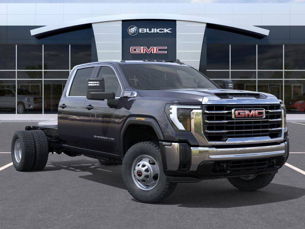 new 2025 GMC Sierra 3500 car, priced at $53,753