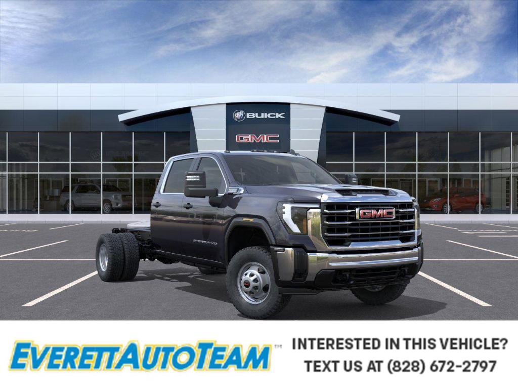 new 2025 GMC Sierra 3500 car, priced at $53,753