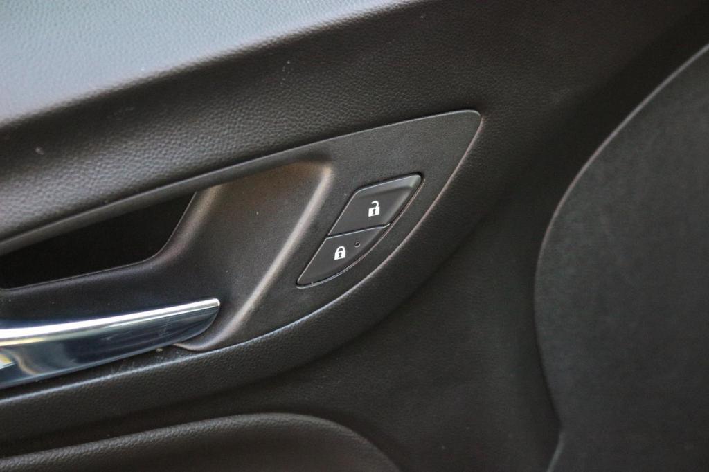 used 2022 Chevrolet Equinox car, priced at $21,000
