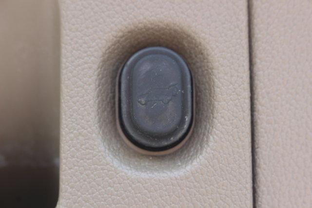 used 2016 GMC Yukon XL car, priced at $17,000