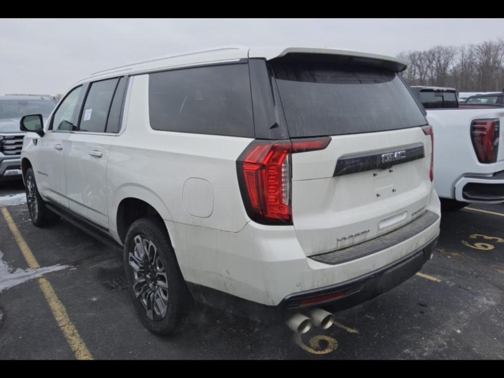used 2023 GMC Yukon XL car, priced at $70,500