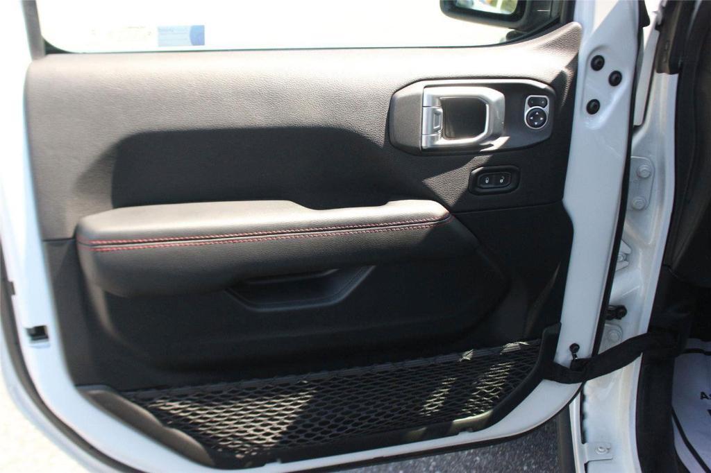 used 2023 Jeep Gladiator car, priced at $37,700