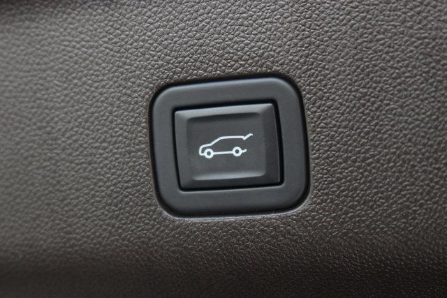 used 2023 GMC Yukon car, priced at $72,000