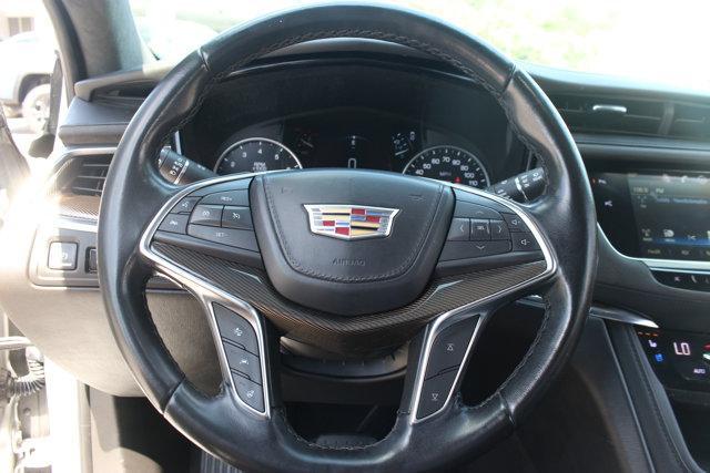 used 2018 Cadillac XT5 car, priced at $20,000