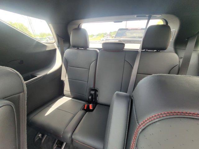 used 2024 Chevrolet Traverse car, priced at $55,500