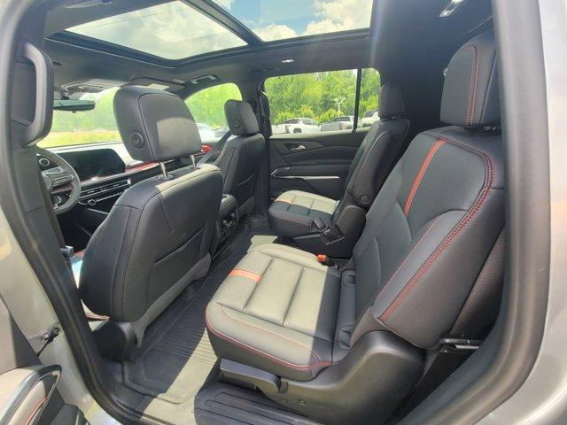 used 2024 Chevrolet Traverse car, priced at $55,500