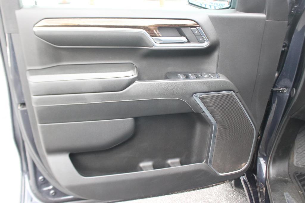 used 2024 GMC Sierra 1500 car, priced at $36,000