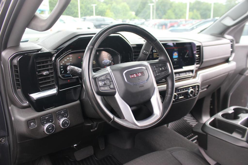used 2024 GMC Sierra 1500 car, priced at $36,000