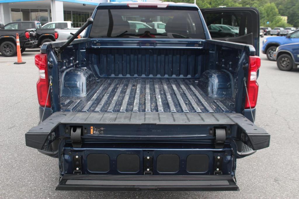 used 2021 Chevrolet Silverado 1500 car, priced at $21,000