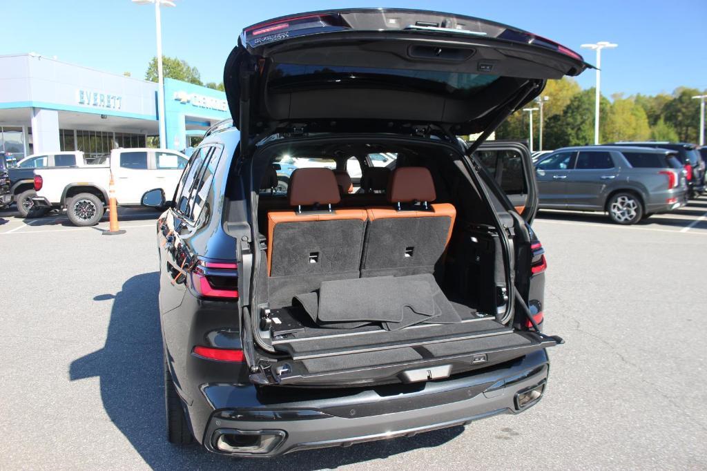 used 2024 BMW X7 car, priced at $61,500