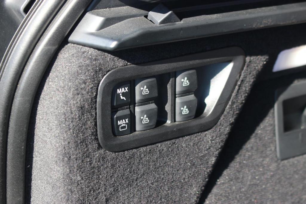 used 2024 BMW X7 car, priced at $61,500