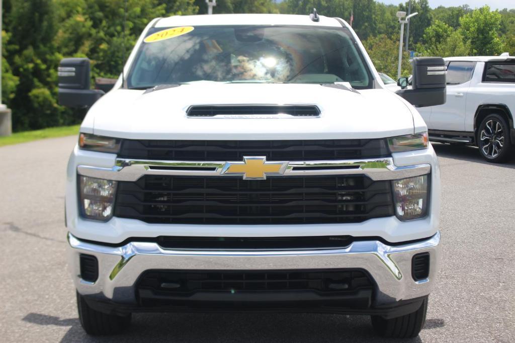 used 2024 Chevrolet Silverado 2500 car, priced at $52,500