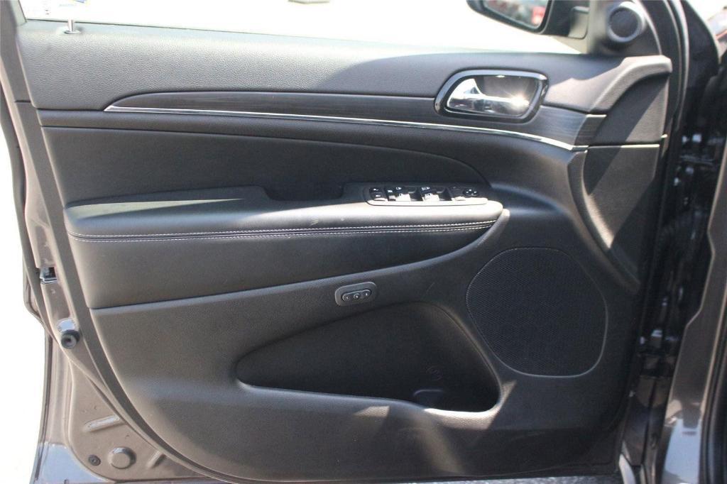 used 2021 Jeep Grand Cherokee car, priced at $30,500