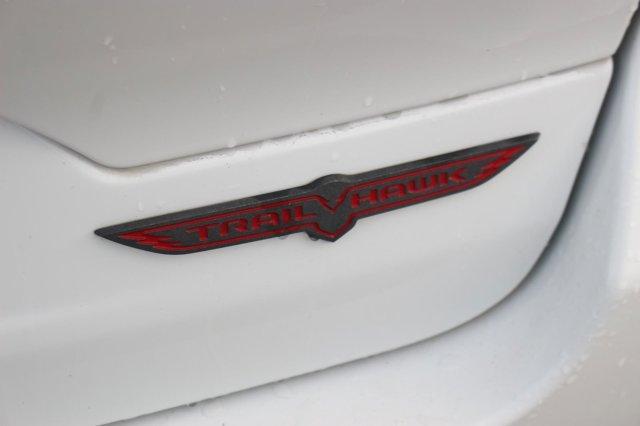 used 2022 Jeep Grand Cherokee car, priced at $33,700