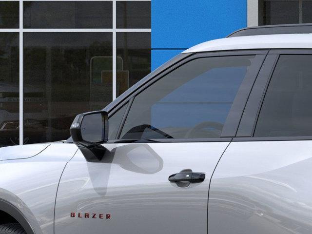 new 2025 Chevrolet Blazer car, priced at $45,525