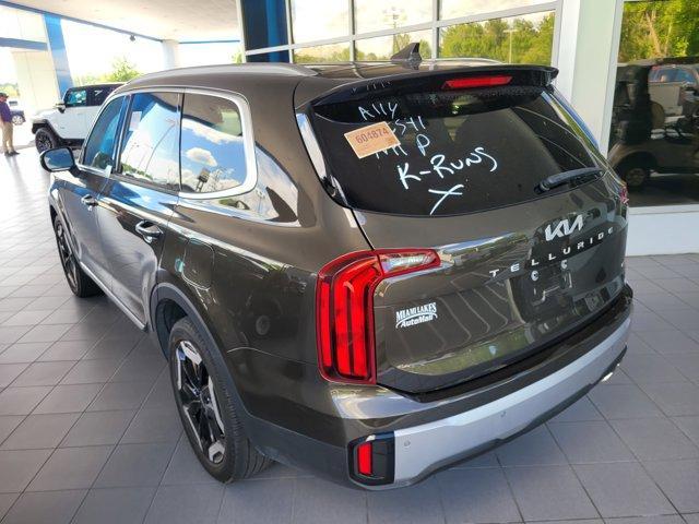 used 2023 Kia Telluride car, priced at $35,500