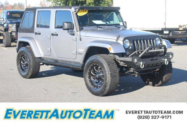 used 2014 Jeep Wrangler Unlimited car, priced at $17,000
