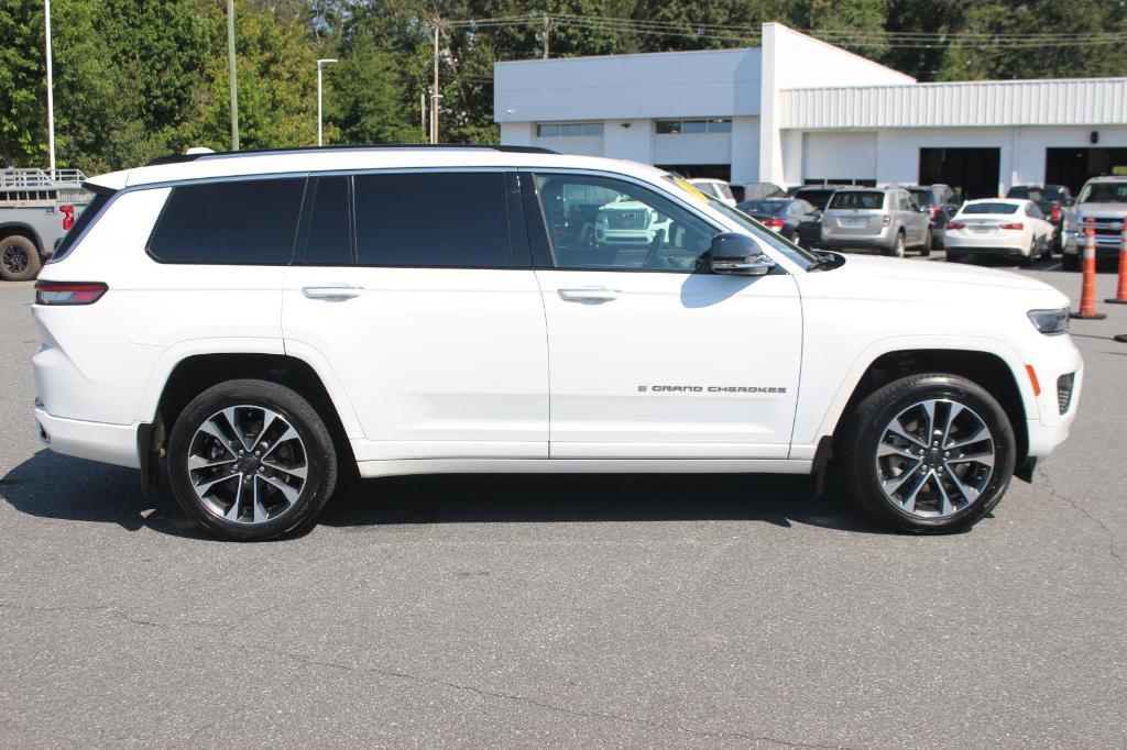 used 2021 Jeep Grand Cherokee L car, priced at $28,000