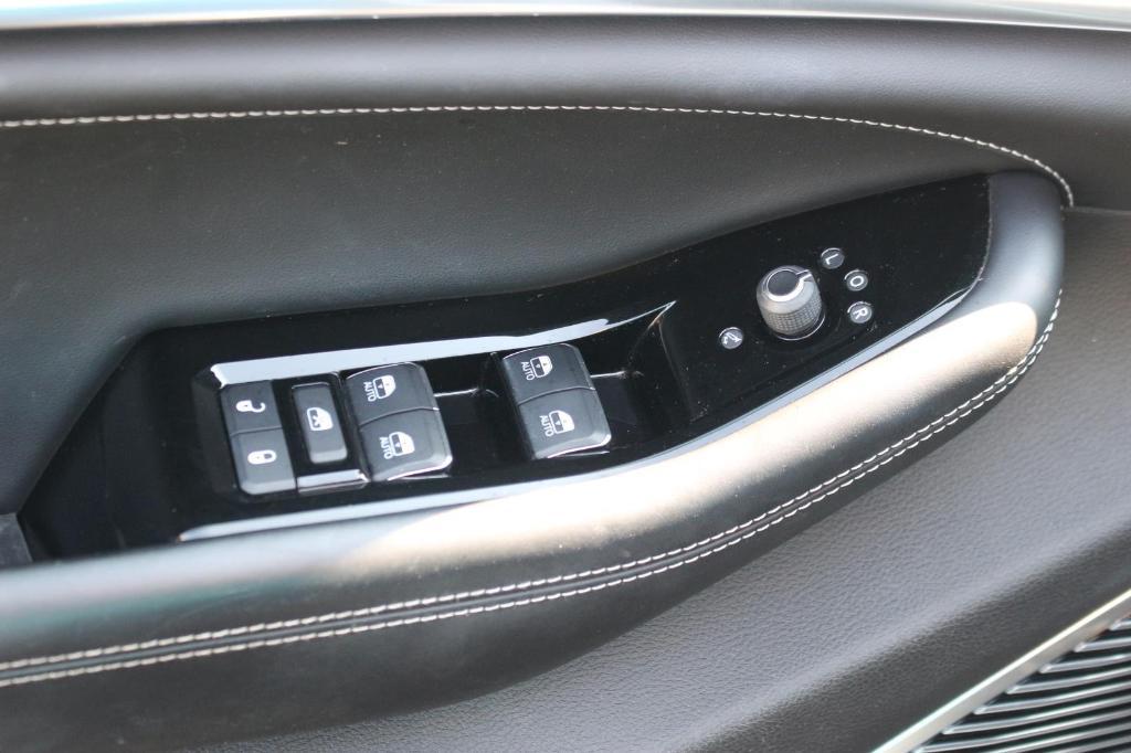 used 2021 Jeep Grand Cherokee L car, priced at $28,000