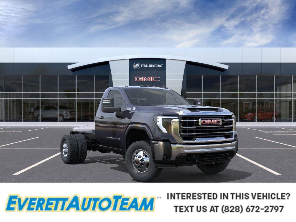 new 2025 GMC Sierra 3500 car, priced at $54,013