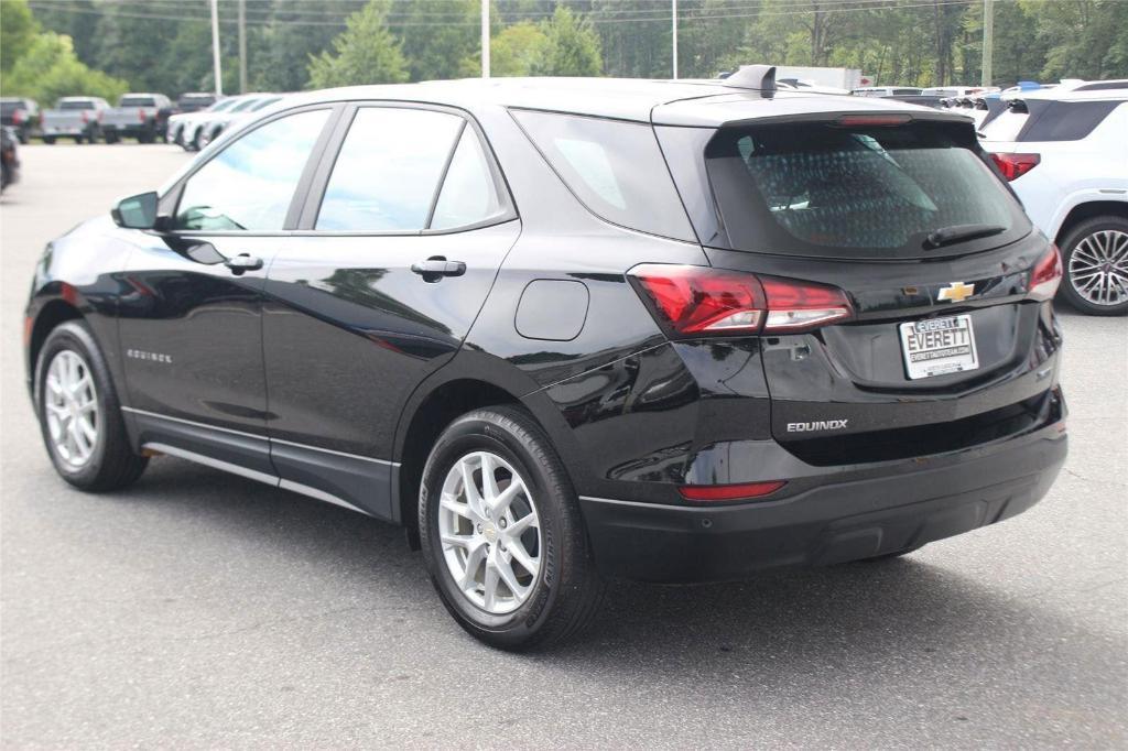 used 2024 Chevrolet Equinox car, priced at $21,500