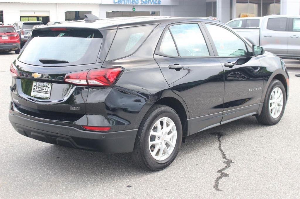 used 2024 Chevrolet Equinox car, priced at $21,500