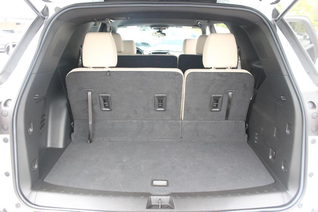 used 2023 Chevrolet Traverse car, priced at $26,000