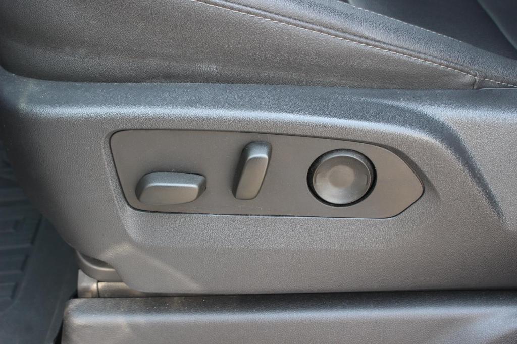 used 2023 GMC Sierra 1500 car, priced at $45,000