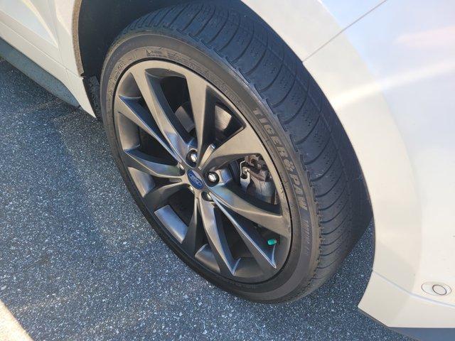 used 2015 Ford Edge car, priced at $12,800
