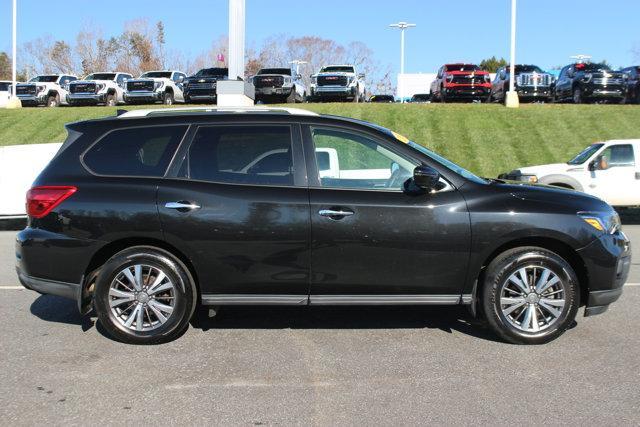 used 2020 Nissan Pathfinder car, priced at $18,000