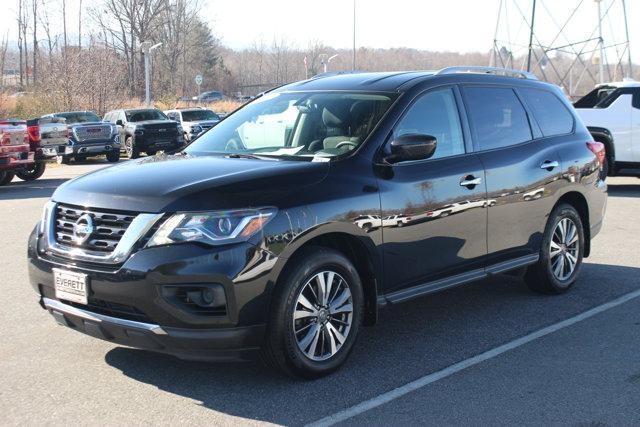 used 2020 Nissan Pathfinder car, priced at $18,000