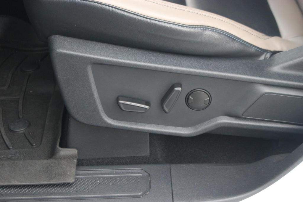 used 2024 Ford Bronco car, priced at $53,700