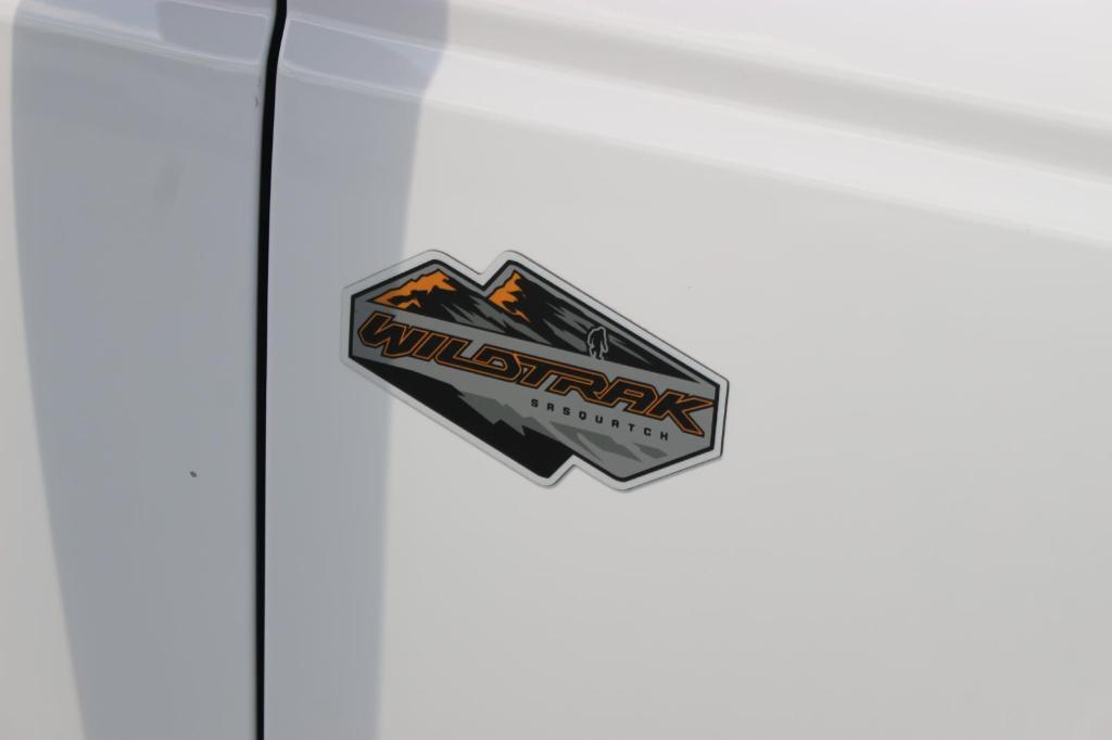 used 2024 Ford Bronco car, priced at $53,700