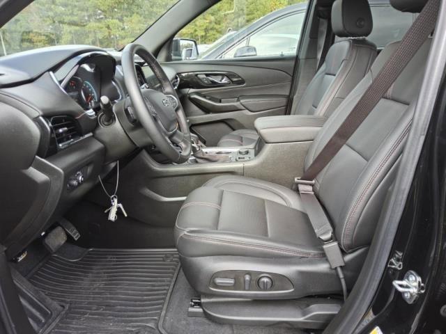 used 2023 Chevrolet Traverse car, priced at $43,500