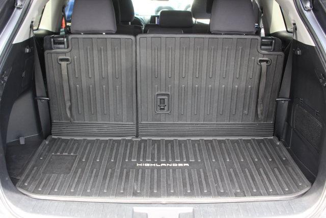 used 2023 Toyota Highlander car, priced at $31,500