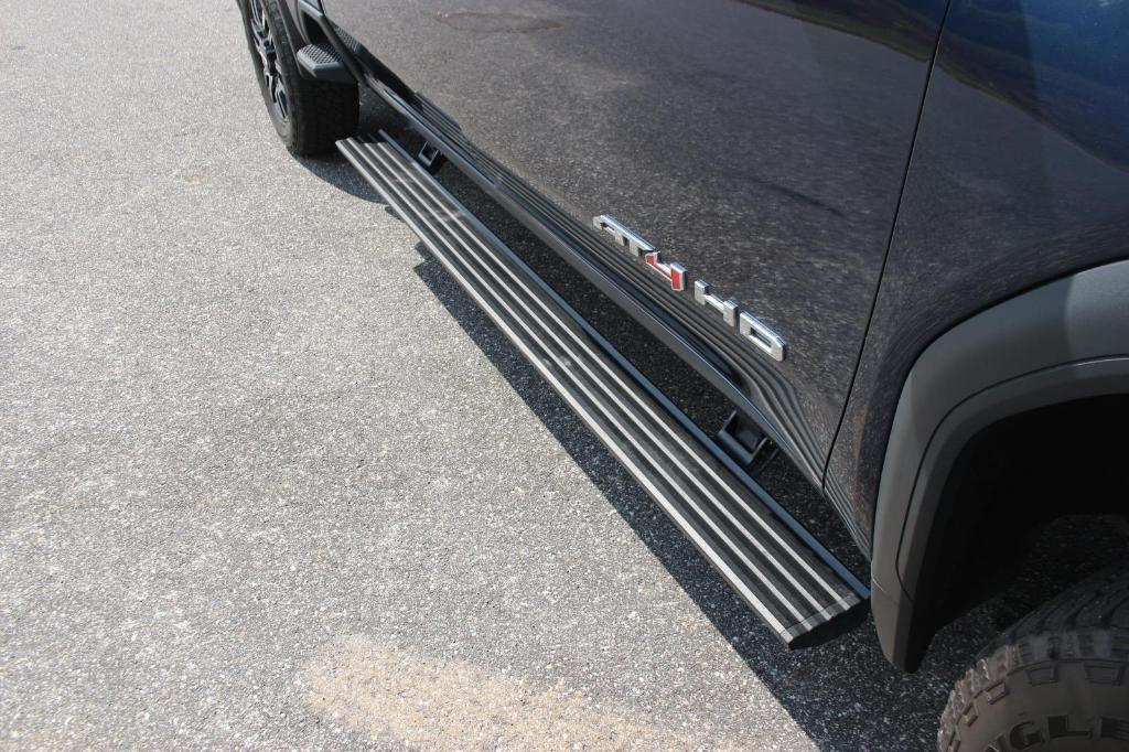 used 2022 GMC Sierra 2500 car, priced at $62,500