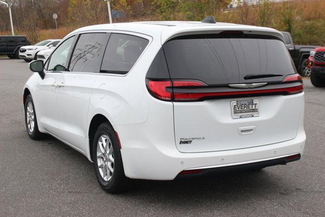 used 2023 Chrysler Pacifica car, priced at $25,000