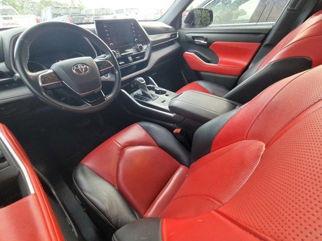 used 2021 Toyota Highlander car, priced at $33,500