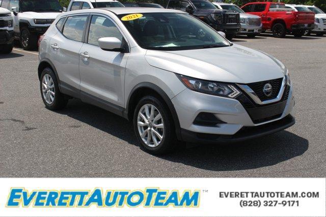 used 2021 Nissan Rogue Sport car, priced at $15,500